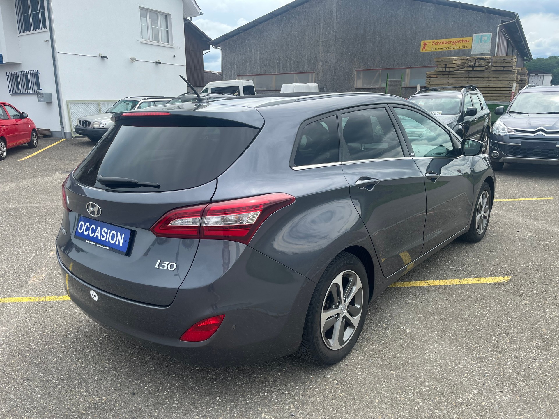 HYUNDAI i30 Wagon 1.6 CRDi GO Automatic DCT-image-4