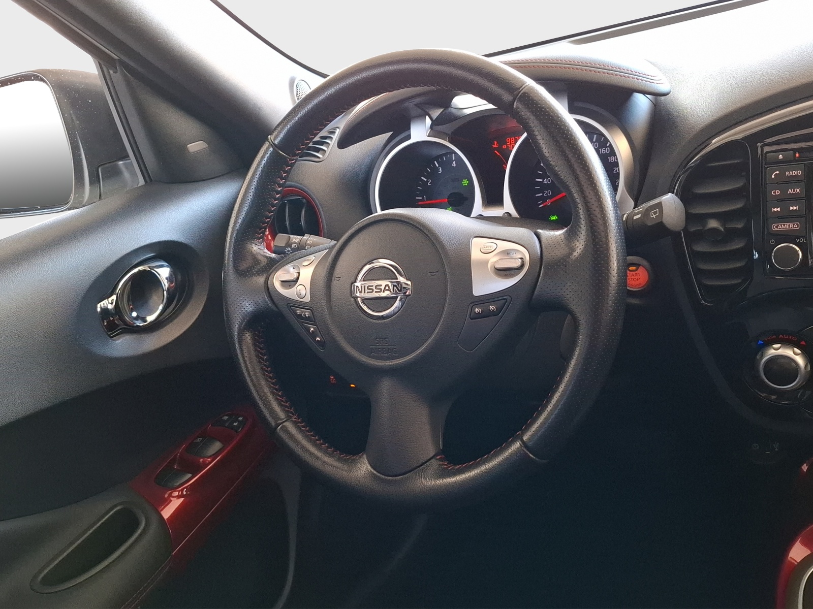 NISSAN Juke 1.6 DIG-T tekna 17'' 4x4 Xtronic M-CVT // + 18" Felgen dazu-image-15