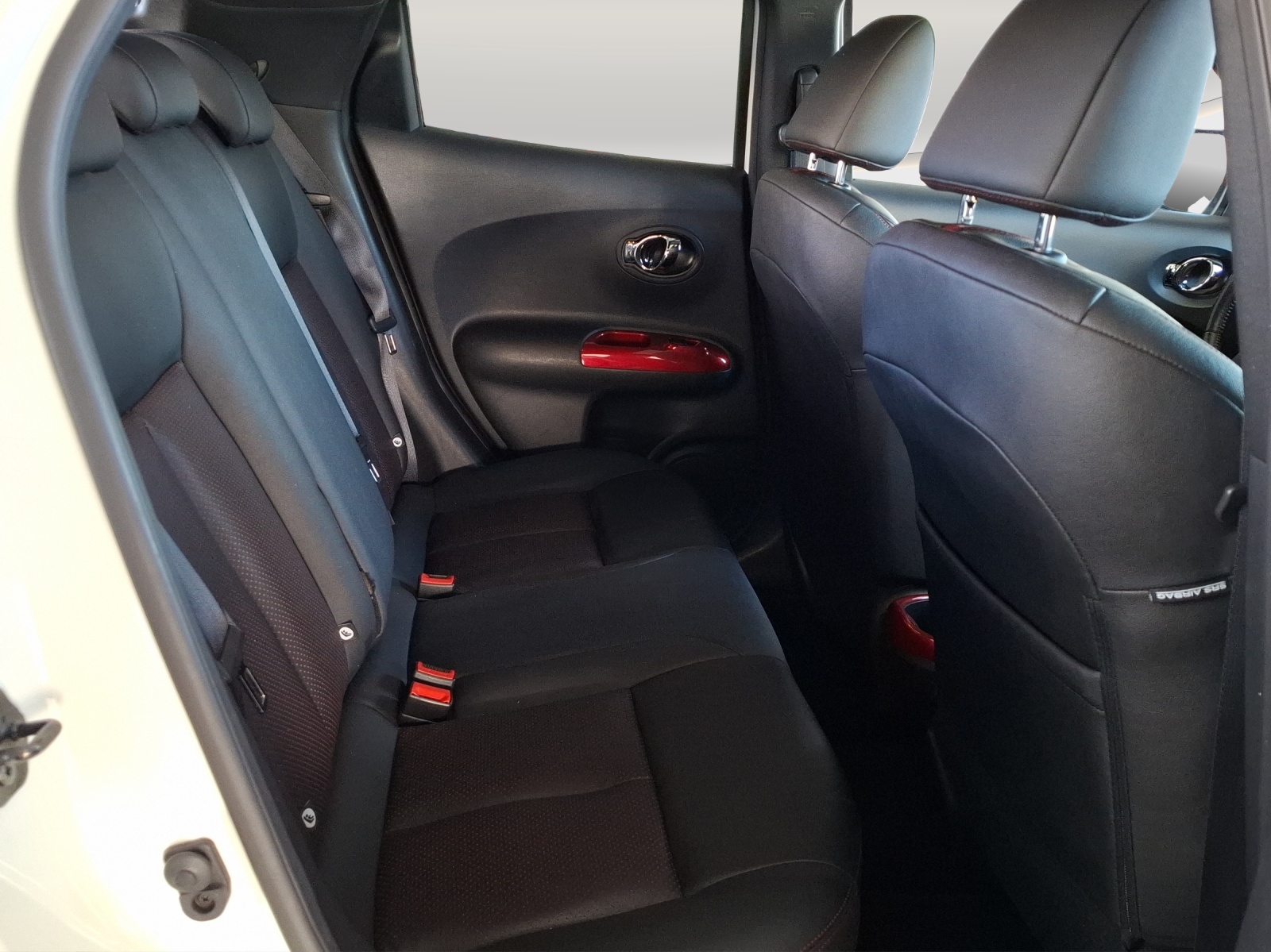 NISSAN Juke 1.6 DIG-T tekna 17'' 4x4 Xtronic M-CVT // + 18" Felgen dazu-image-10
