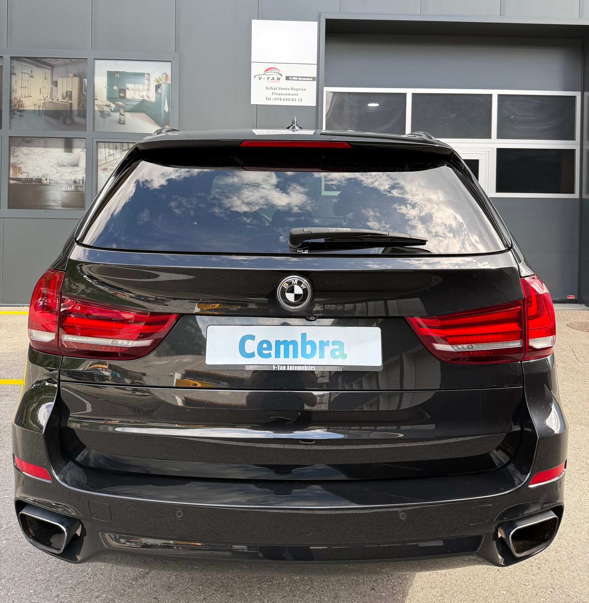 BMW X5 xDrive 35i Pack-M Steptronic-image-4