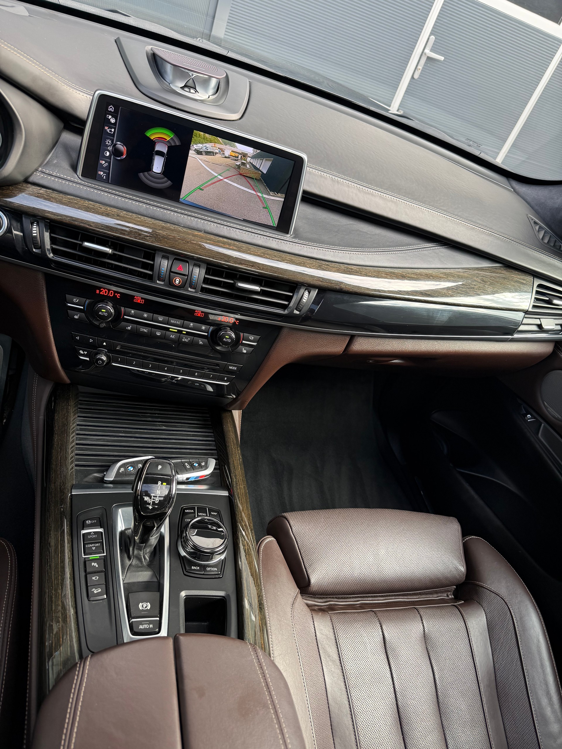 BMW X5 xDrive 35i Pack-M Steptronic-image-14