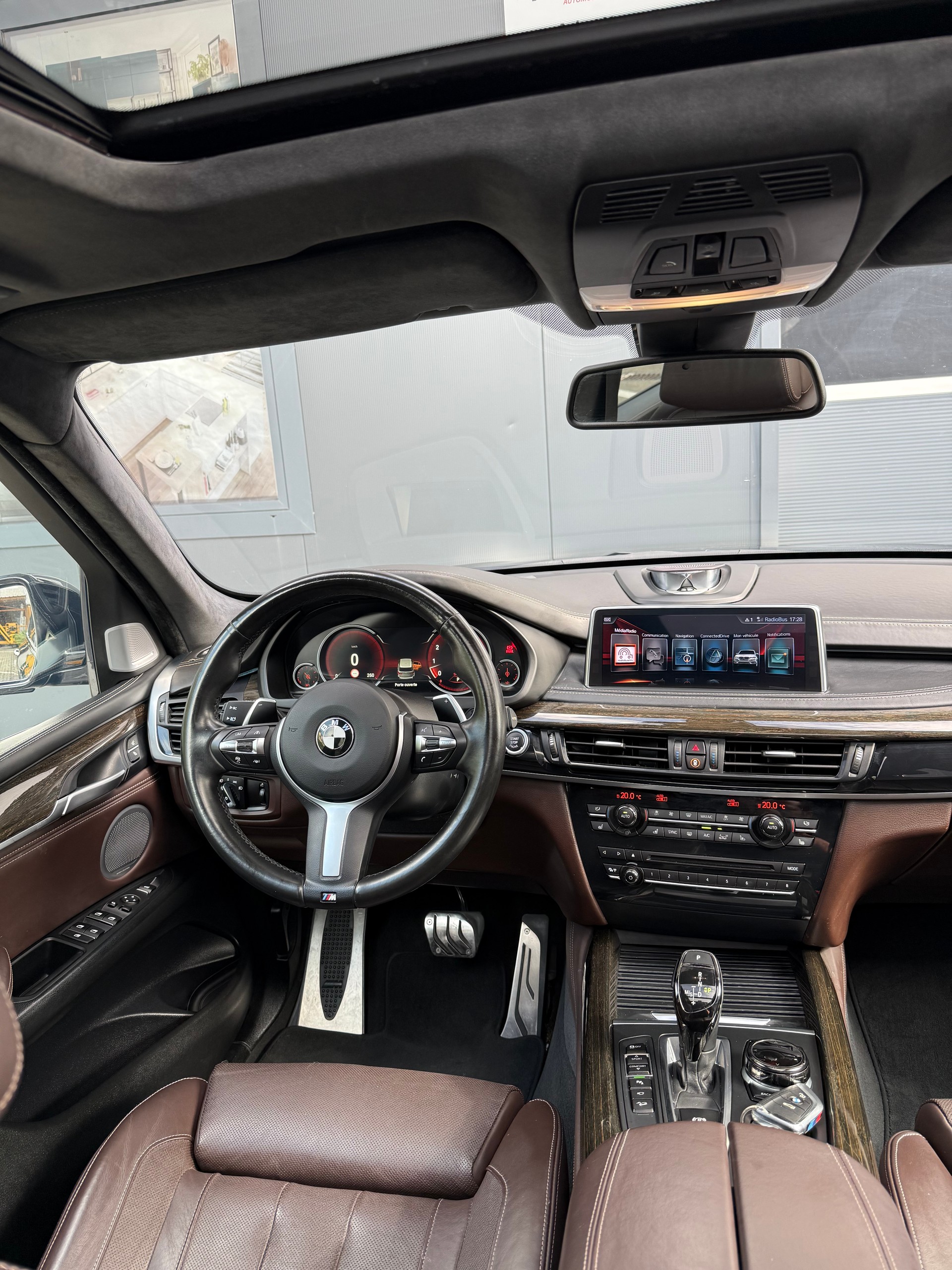 BMW X5 xDrive 35i Pack-M Steptronic-image-9