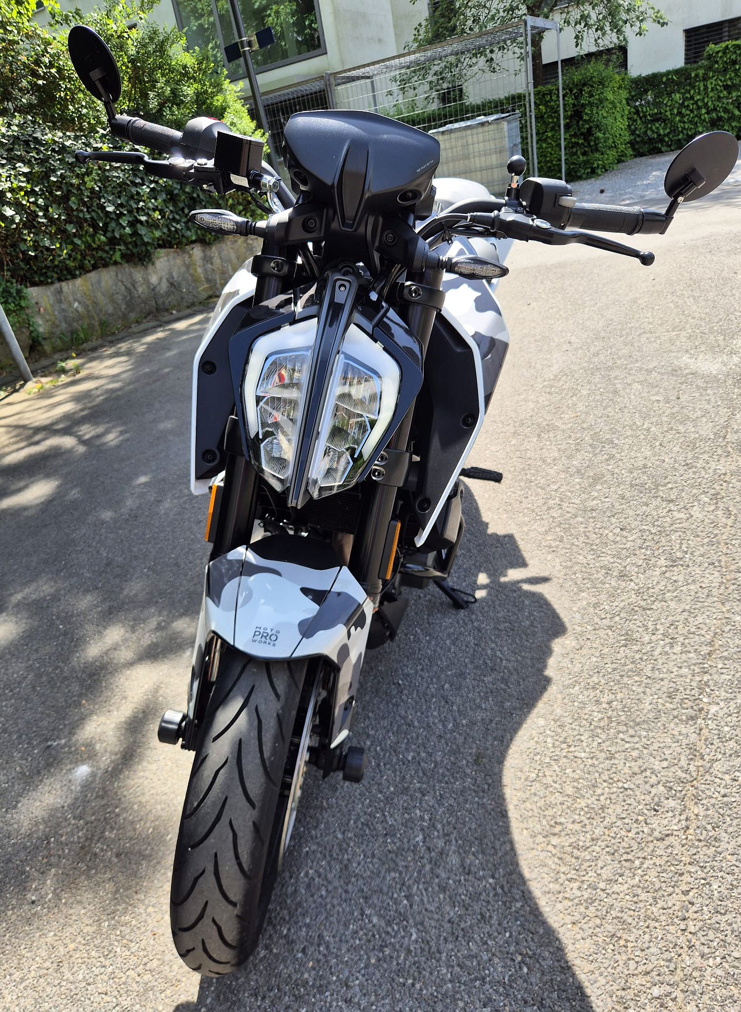 KTM 390 Duke-image-5