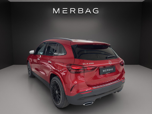 MERCEDES-BENZ GLA 200 Night Star 7G-D-image-4