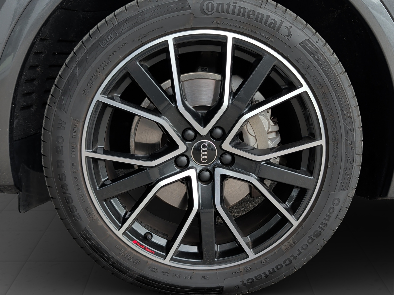 AUDI Q5 Sportback 45 TFSI Black Edition quattro S-tronic-image-7