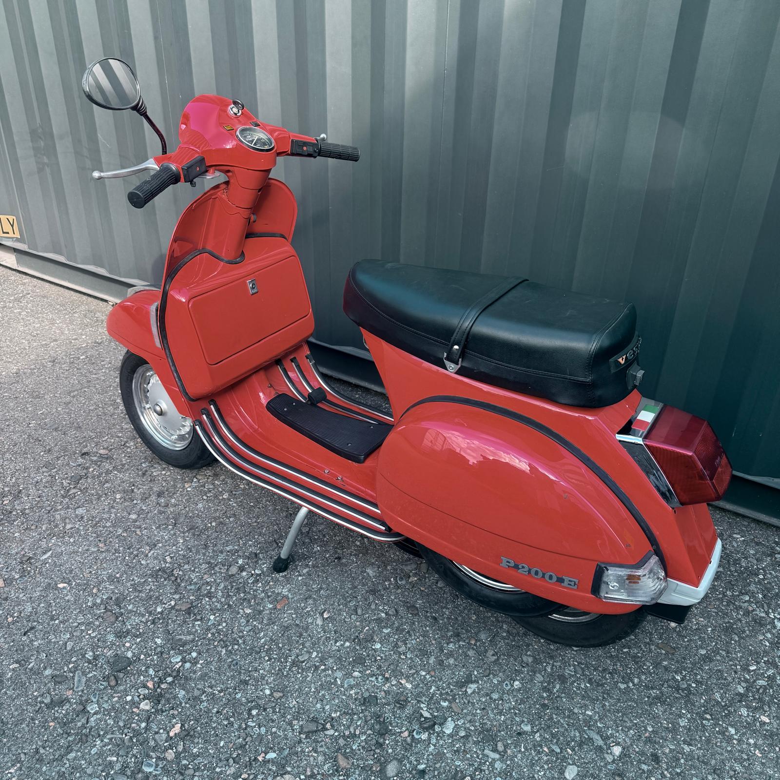 PIAGGIO PIAGGIO Vespa P 200 E-image-8