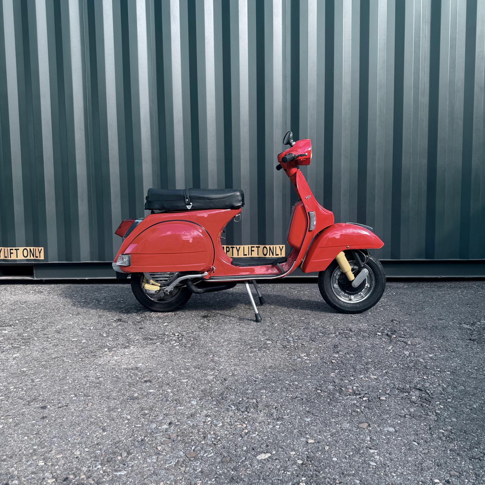 PIAGGIO PIAGGIO Vespa P 200 E-image-1