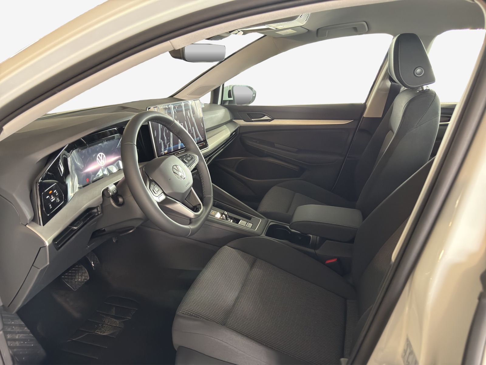 VW Golf Variant 1.5 eTSI mHEV Basis-image-7