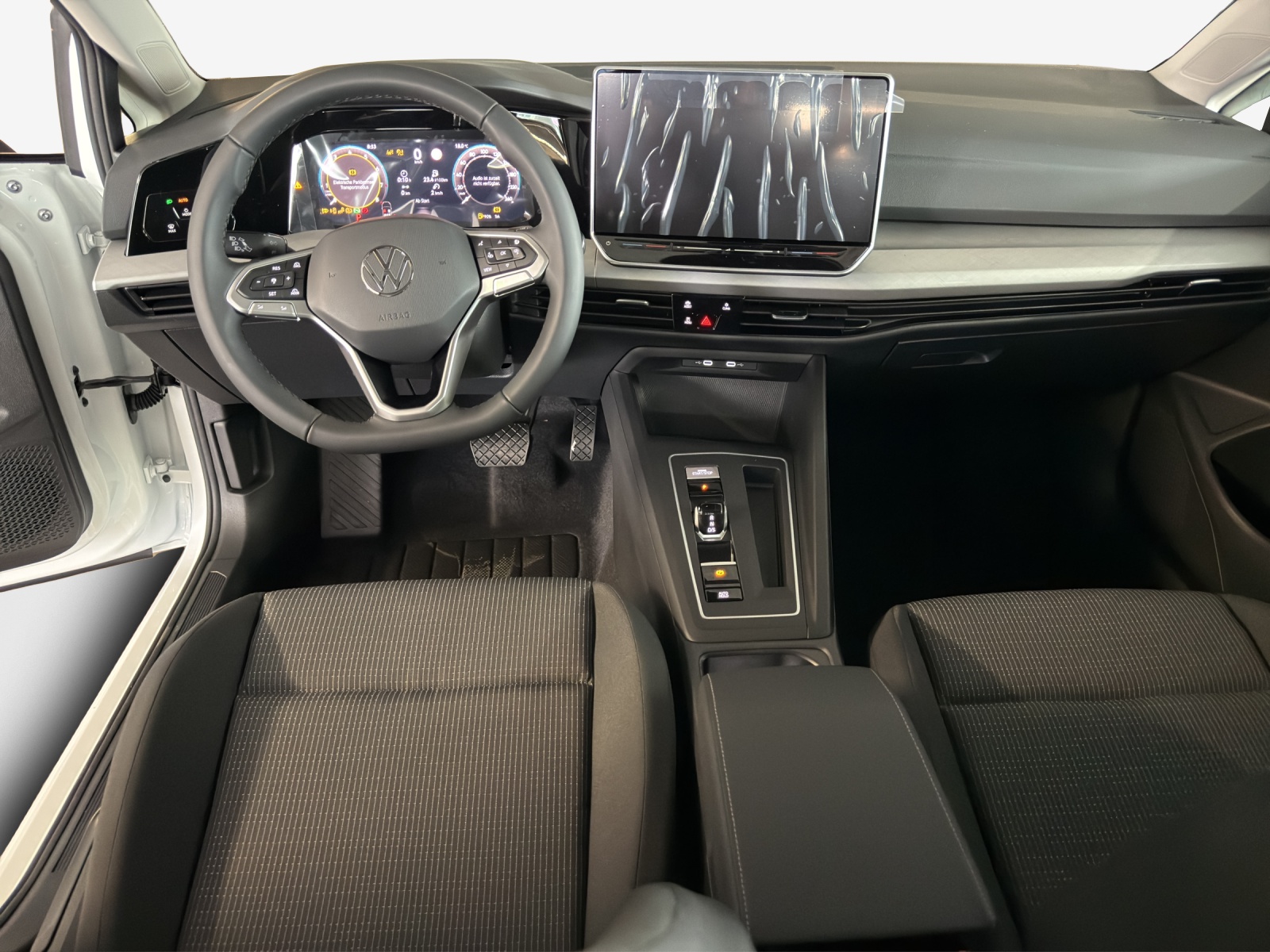 VW Golf Variant 1.5 eTSI mHEV Basis-image-8