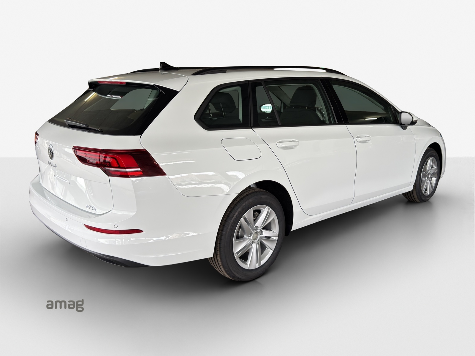 VW Golf Variant 1.5 eTSI mHEV Basis-image-4
