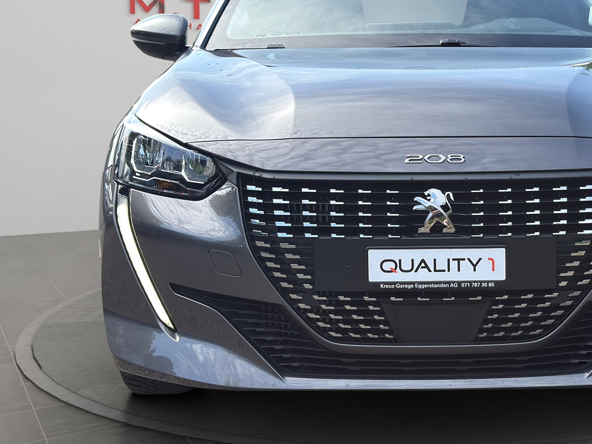 PEUGEOT 208 1.2 PureTech Allure-showroom-element-3