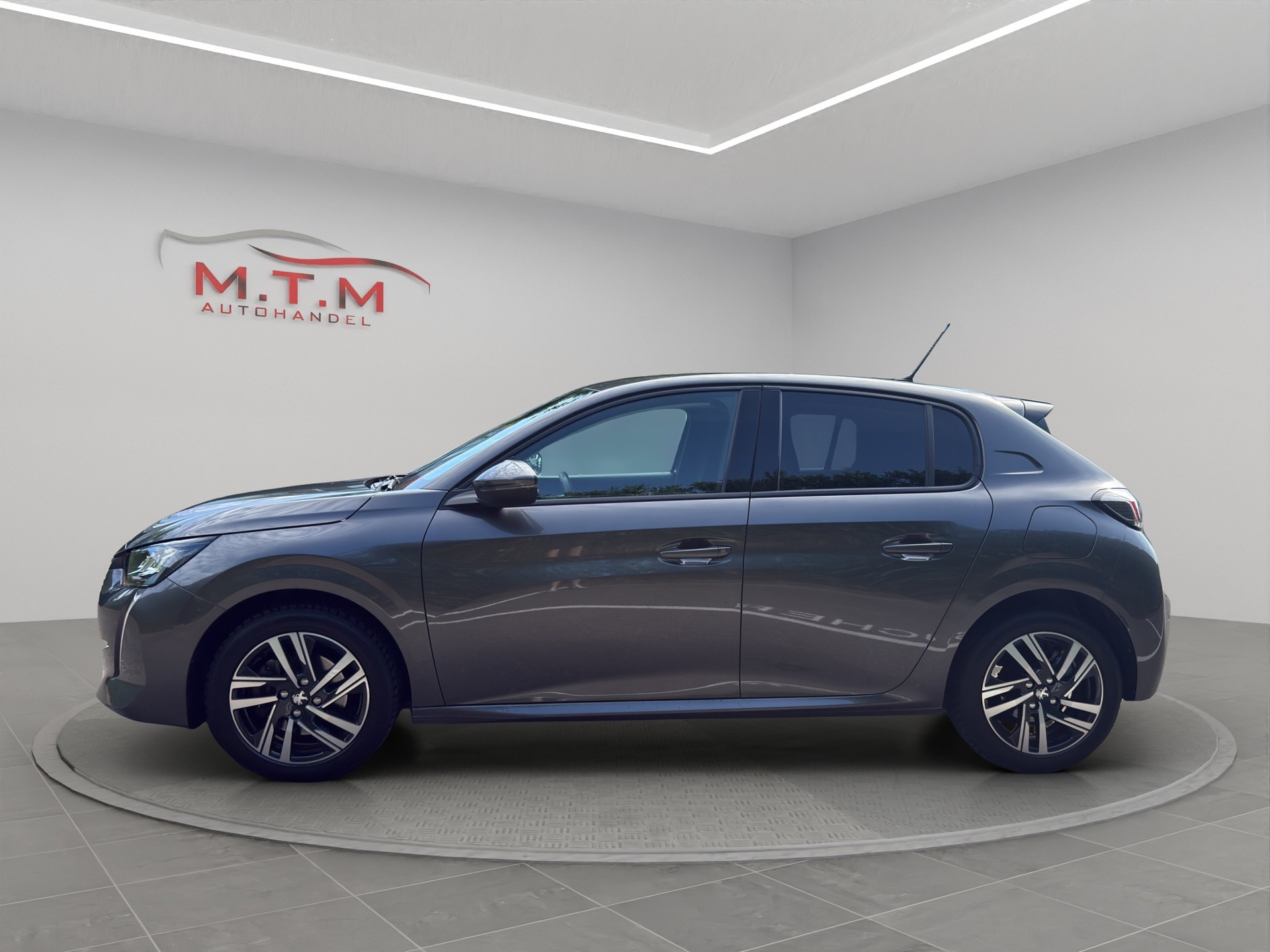 PEUGEOT 208 1.2 PureTech Allure-image-7