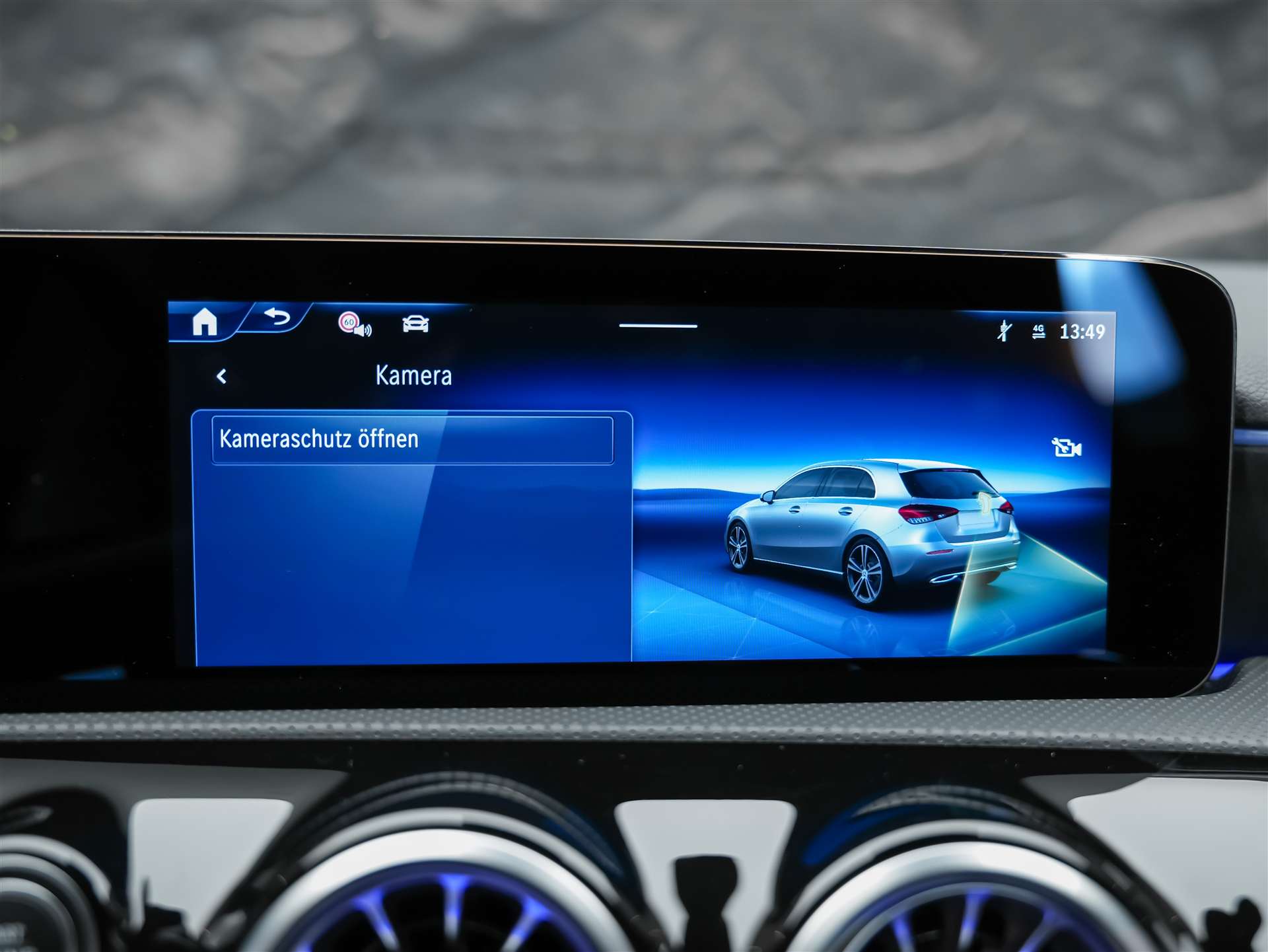 MERCEDES-BENZ A 180 AMG Line 7G-DCT *Facelift*Werksgarantie*Kamera*Abstandsregler-image-32