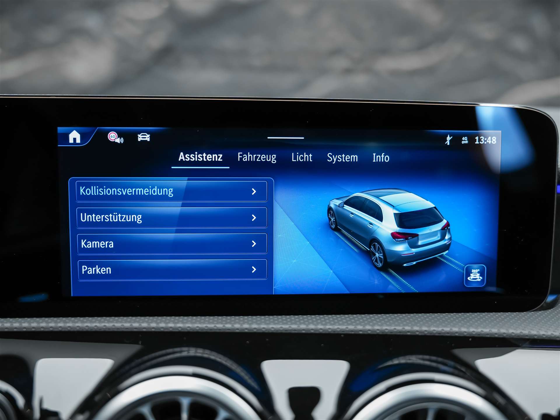 MERCEDES-BENZ A 180 AMG Line 7G-DCT *Facelift*Werksgarantie*Kamera*Abstandsregler-image-29