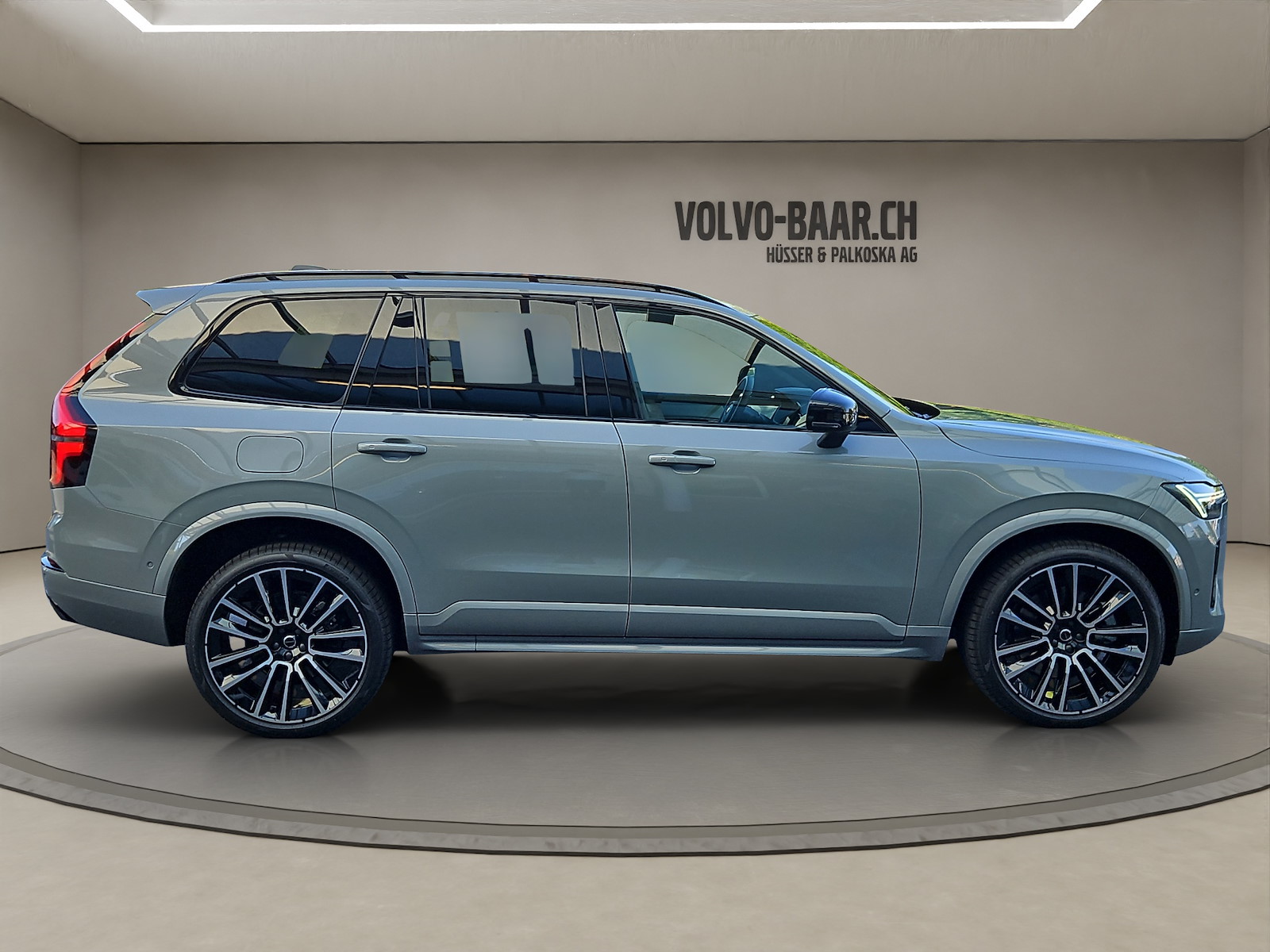VOLVO XC90 2.0 T8 TE Black Edition eAWD-image-5