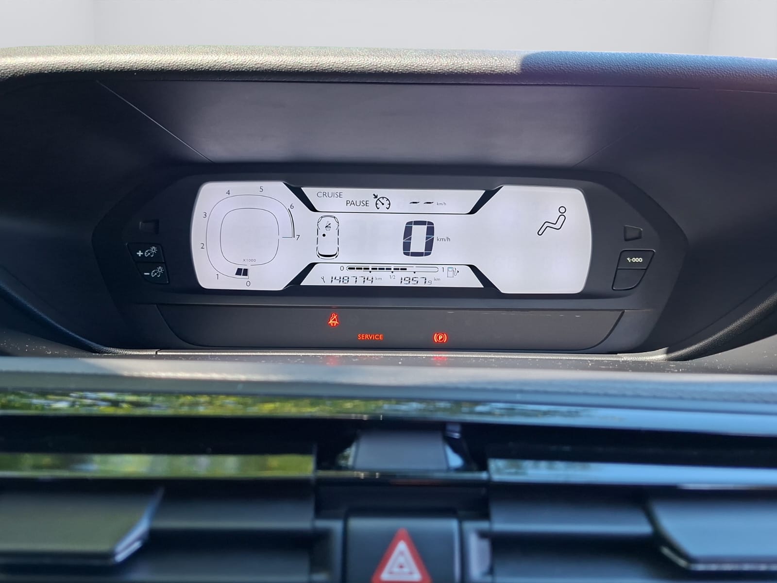 CITROEN C4 Picasso 1.6i 16V THP Exclusive-image-18