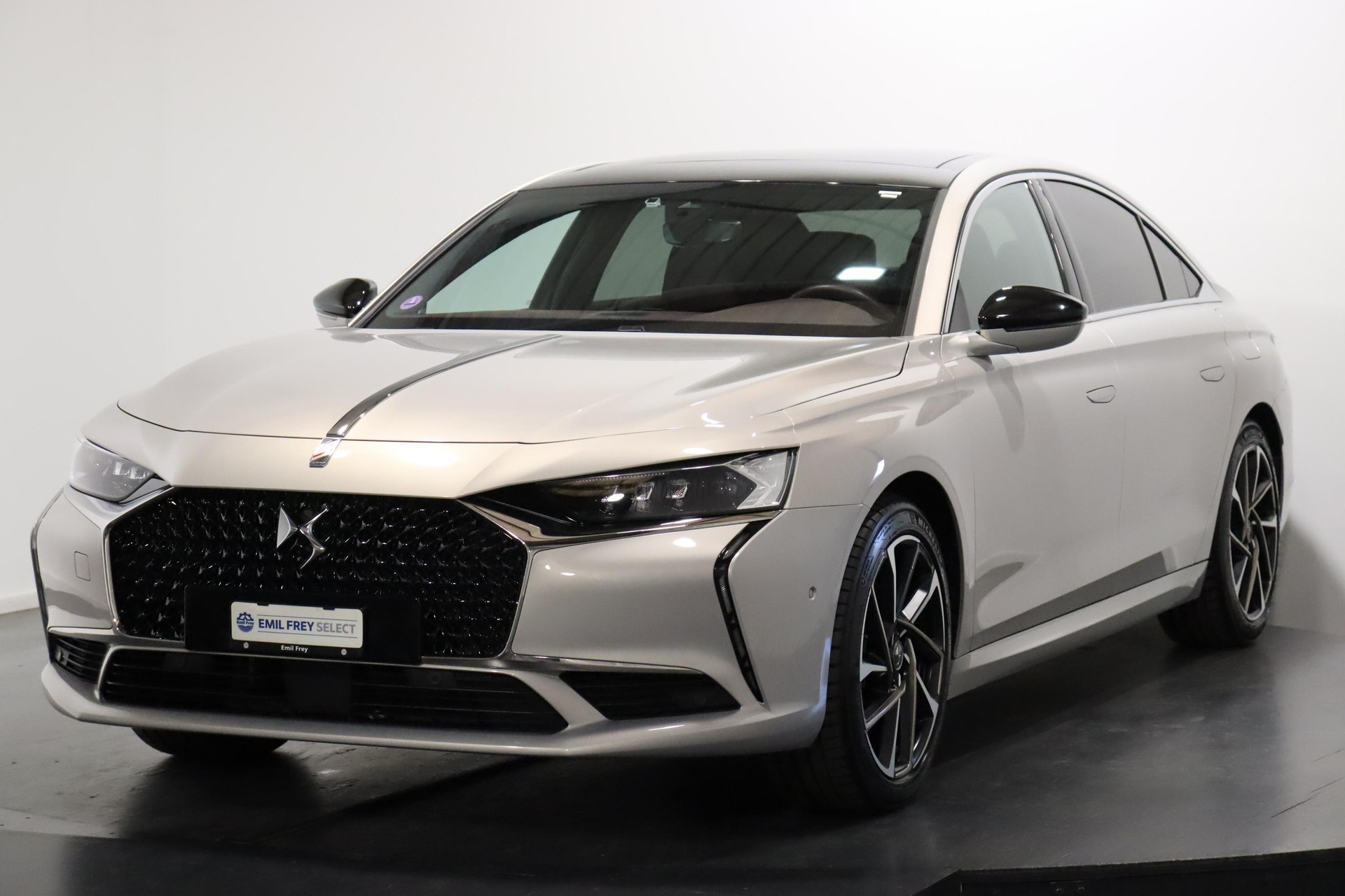 DS AUTOMOBILES 9 1.6 E-Tense Rivoli+
