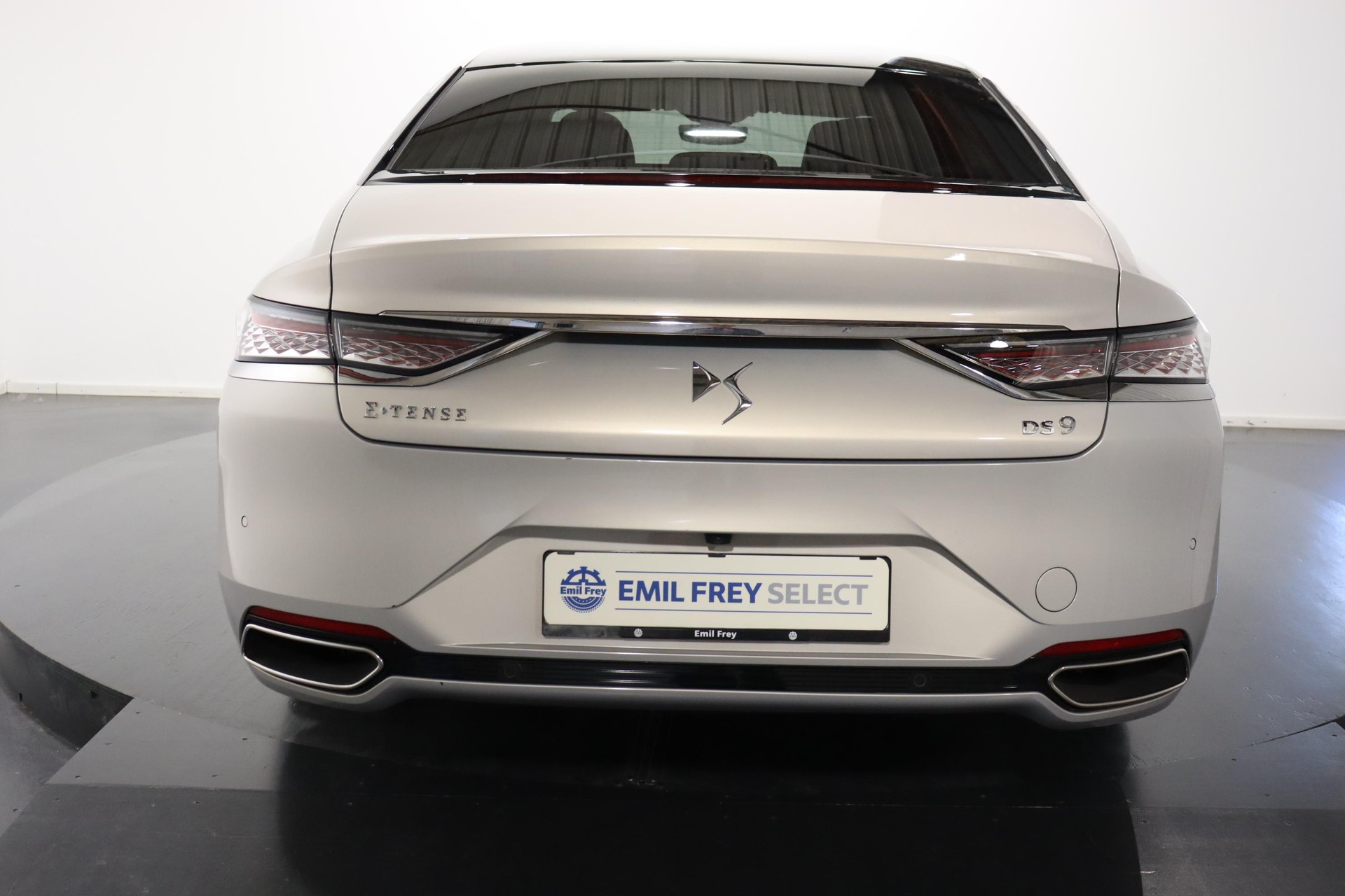 DS AUTOMOBILES 9 1.6 E-Tense Rivoli+-showroom-element-3