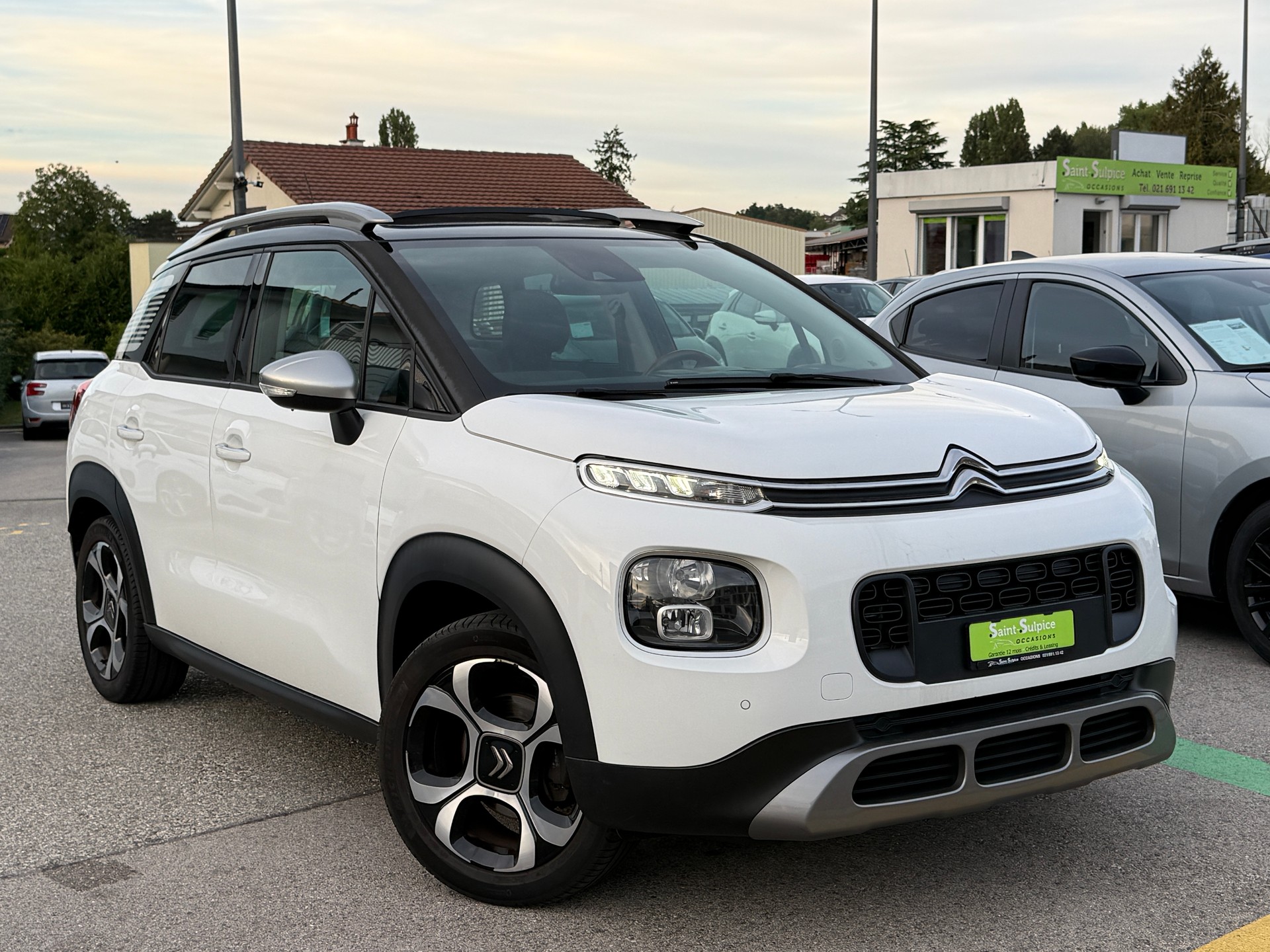 CITROEN C3 Aircross 1.2i PureTech Shine - Nouvelle Expertise : 11.08.2026 & Courroie de Distribution & Pompe à eau + Grand Service Fait-showroom-element-1