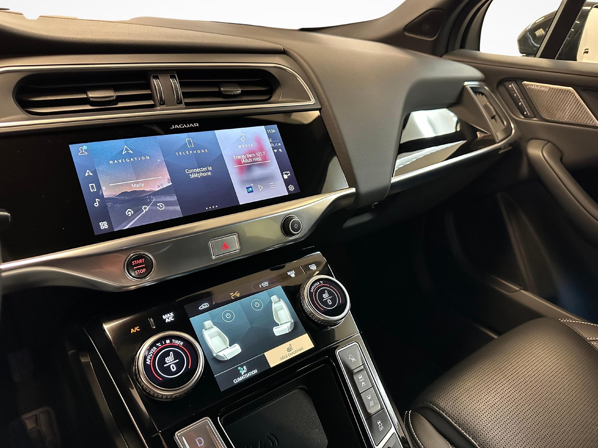 JAGUAR I-Pace EV400 SE AWD-image-7