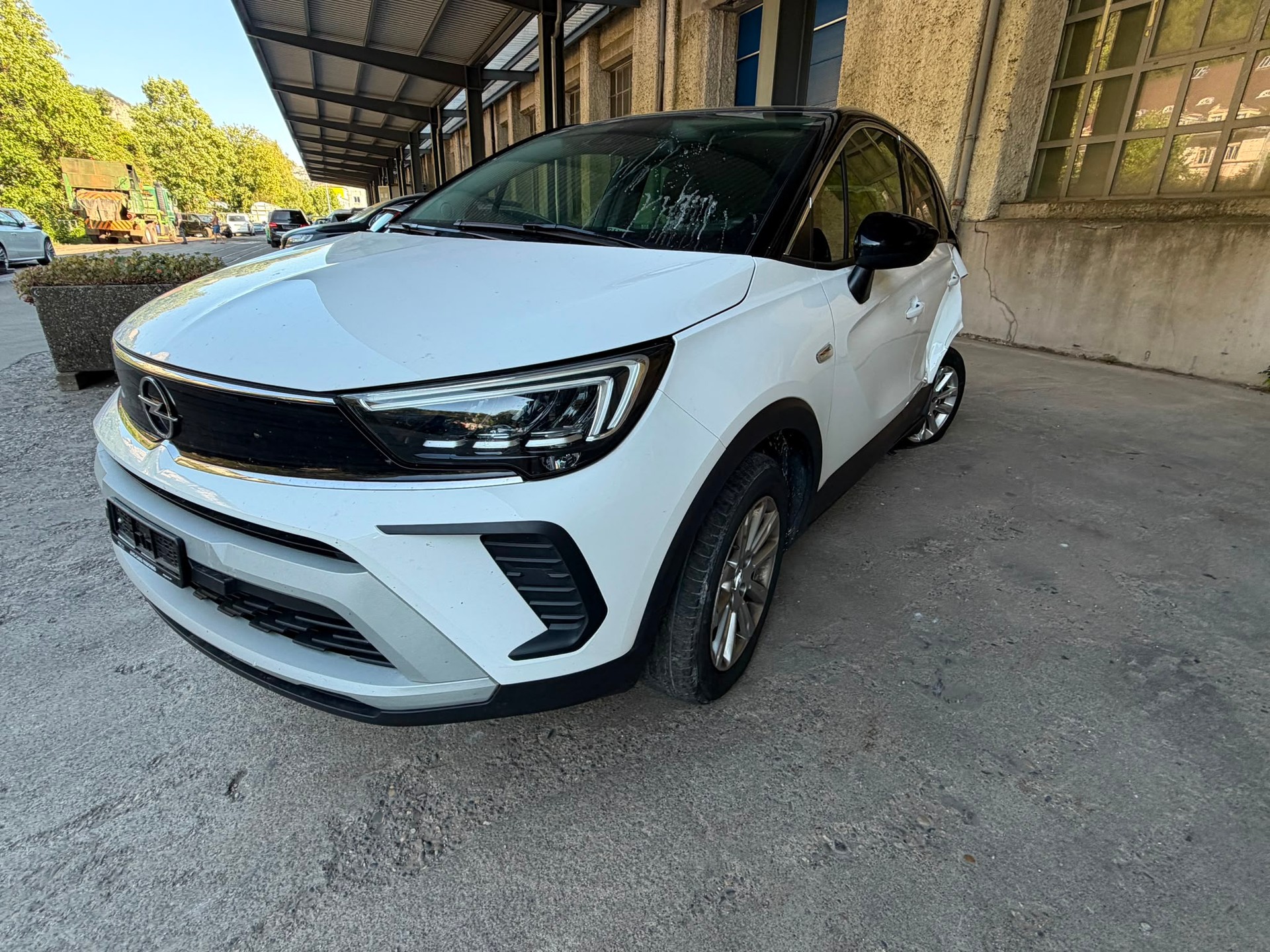 OPEL Crossland 1.2i Elegance Automat-showroom-element-1