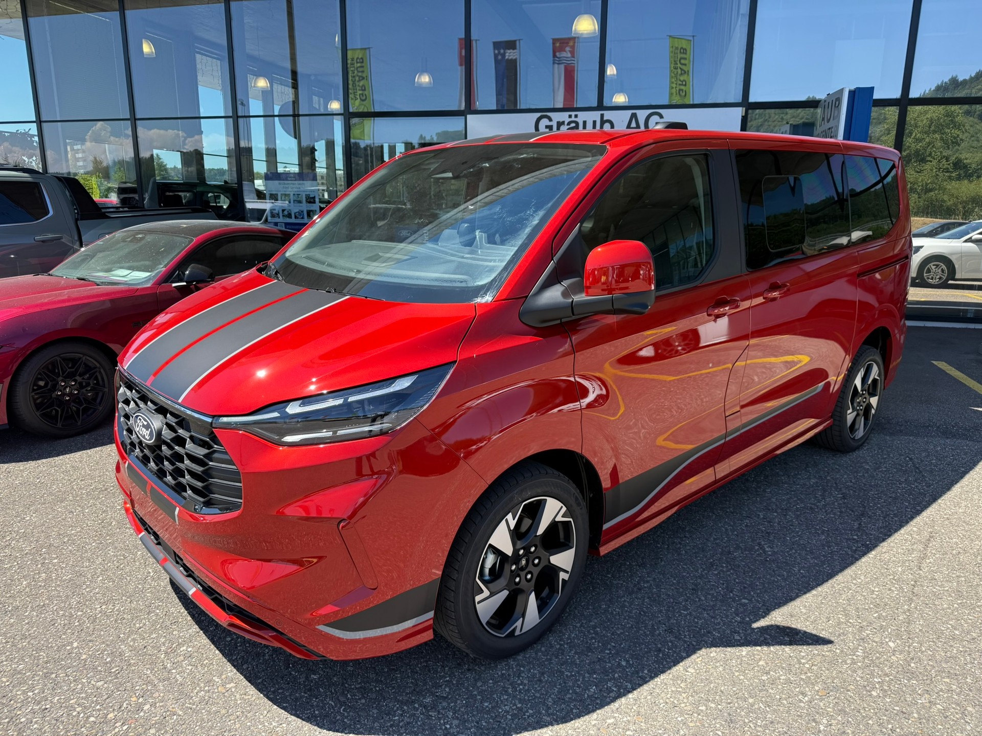 FORD Tourneo Bus 320 L1H1 Sport Automat 4x4-showroom-element-2