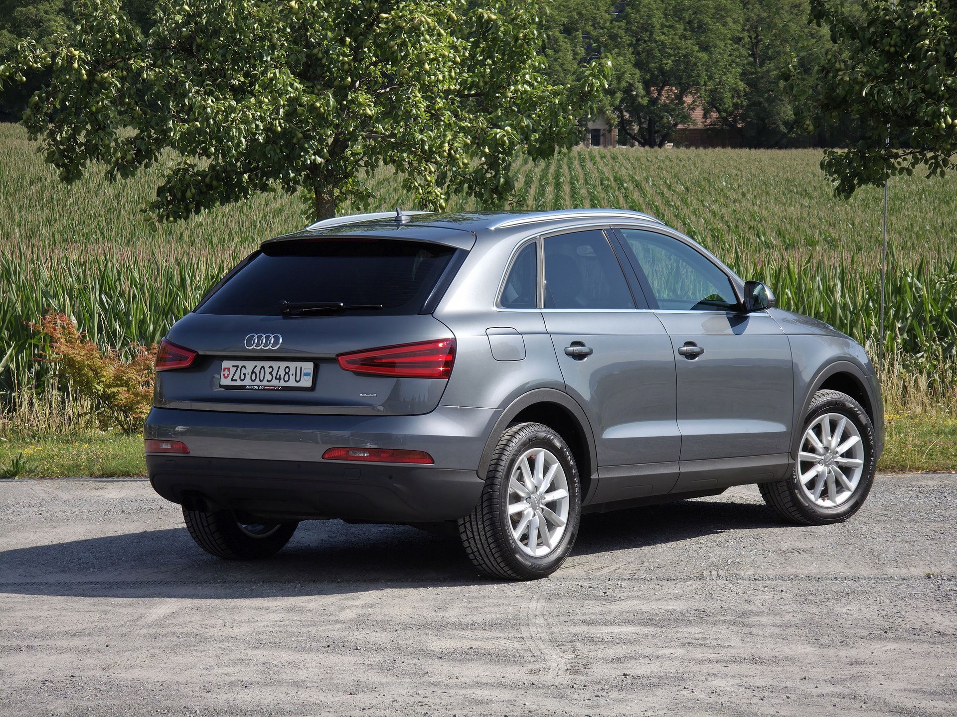 AUDI Q3 2.0 TFSI quattro-image-5