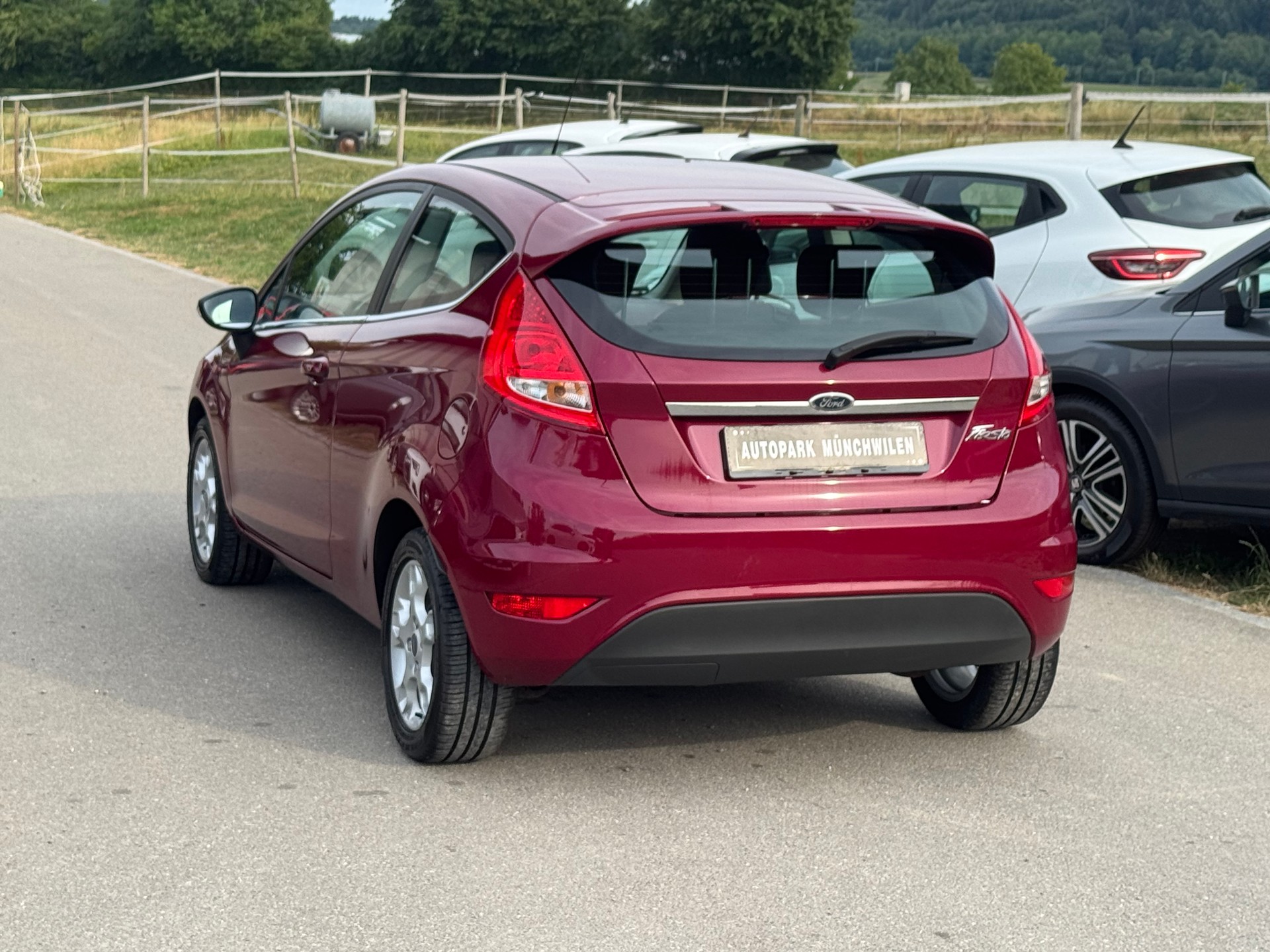 FORD Fiesta 1.6 16V Titanium-image-3