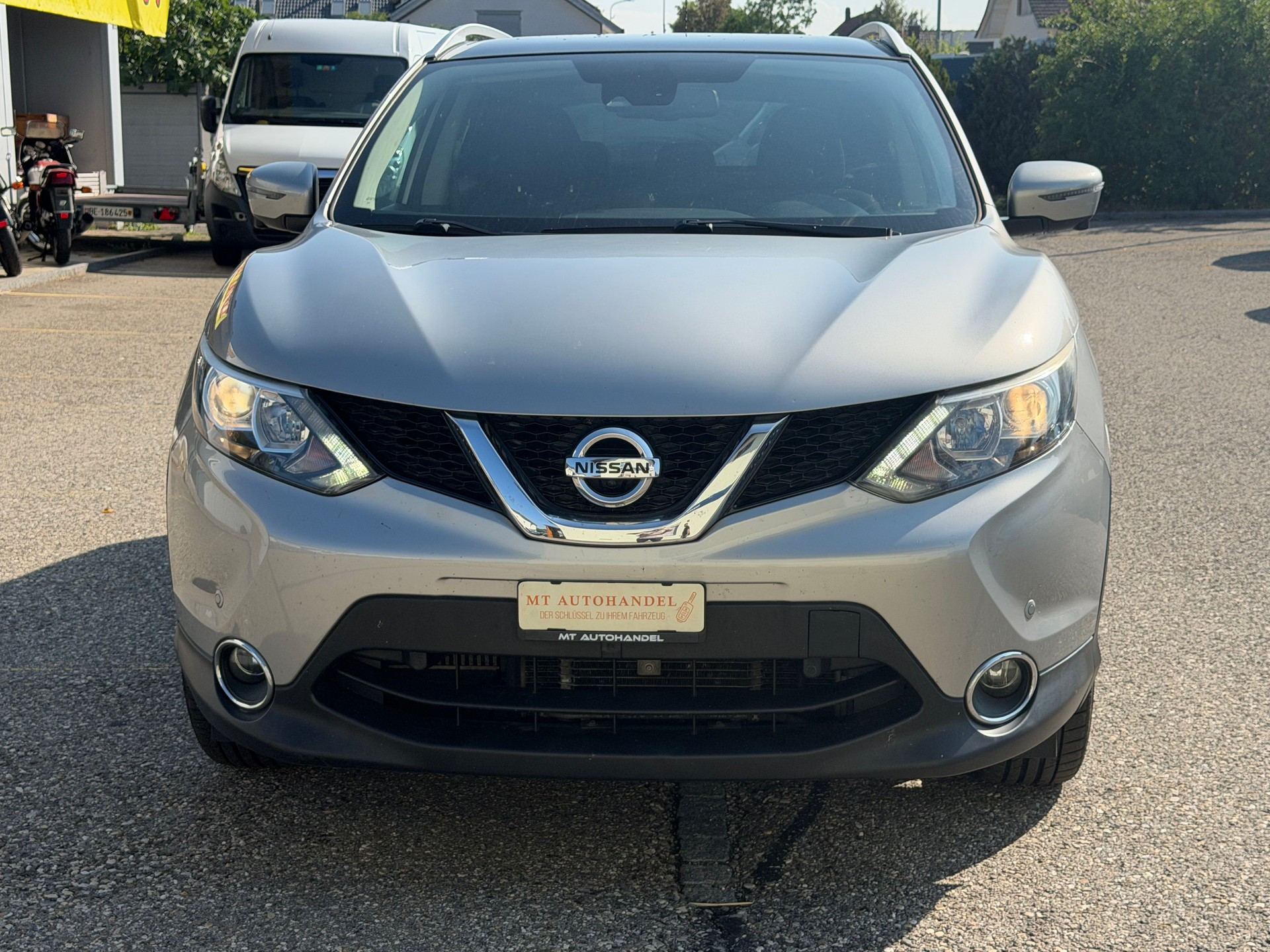NISSAN Qashqai 1.2 DIG-T tekna Xtronic CVT-showroom-element-1