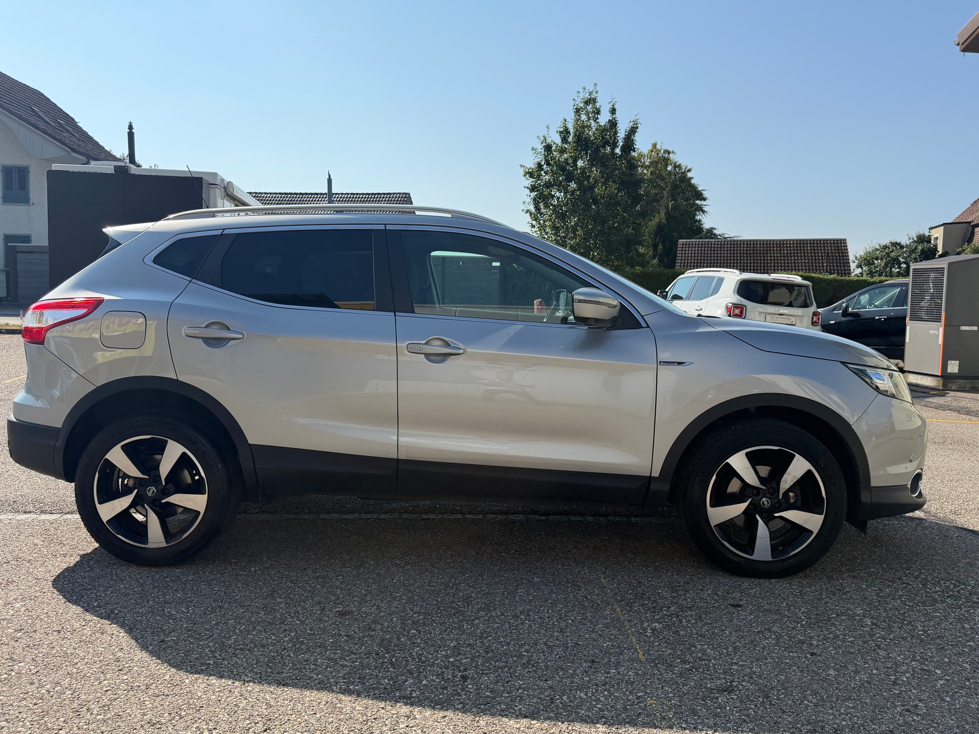 NISSAN Qashqai 1.2 DIG-T tekna Xtronic CVT-showroom-element-3