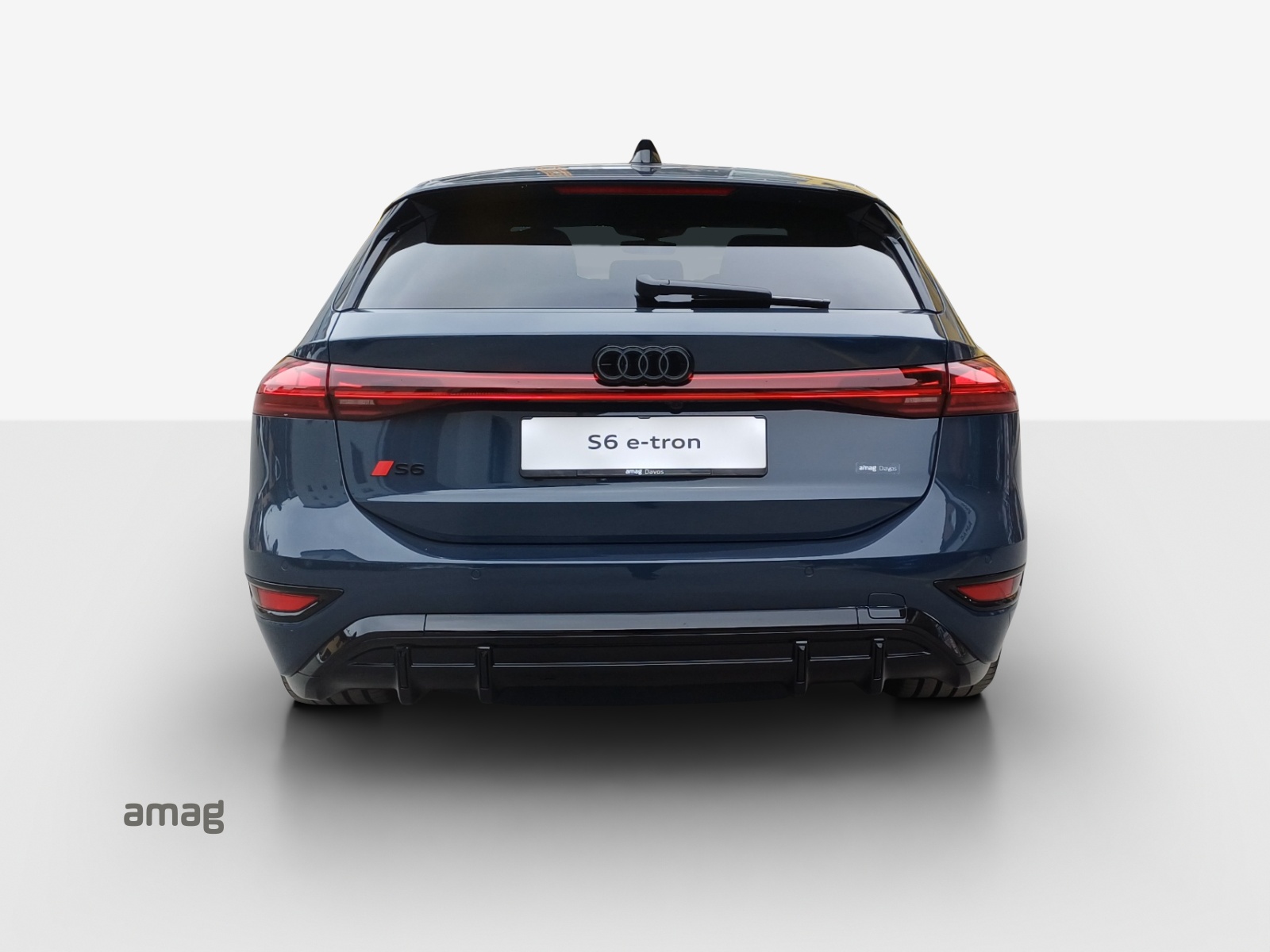 AUDI S6 Avant e-tron quattro-showroom-element-3