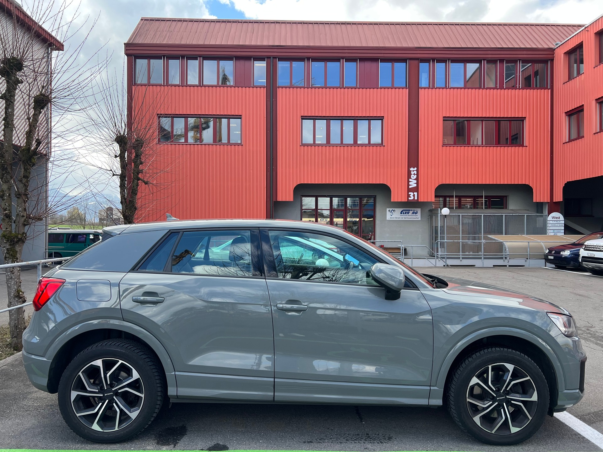 AUDI Q2 2.0 TFSI design quattro S-tronic*TOP AUTO*-showroom-element-3