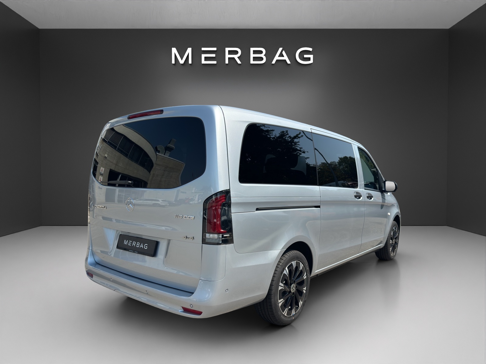 MERCEDES-BENZ Vito 116 CDI Lang Tourer 9G-Tronic 4M Select-image-1