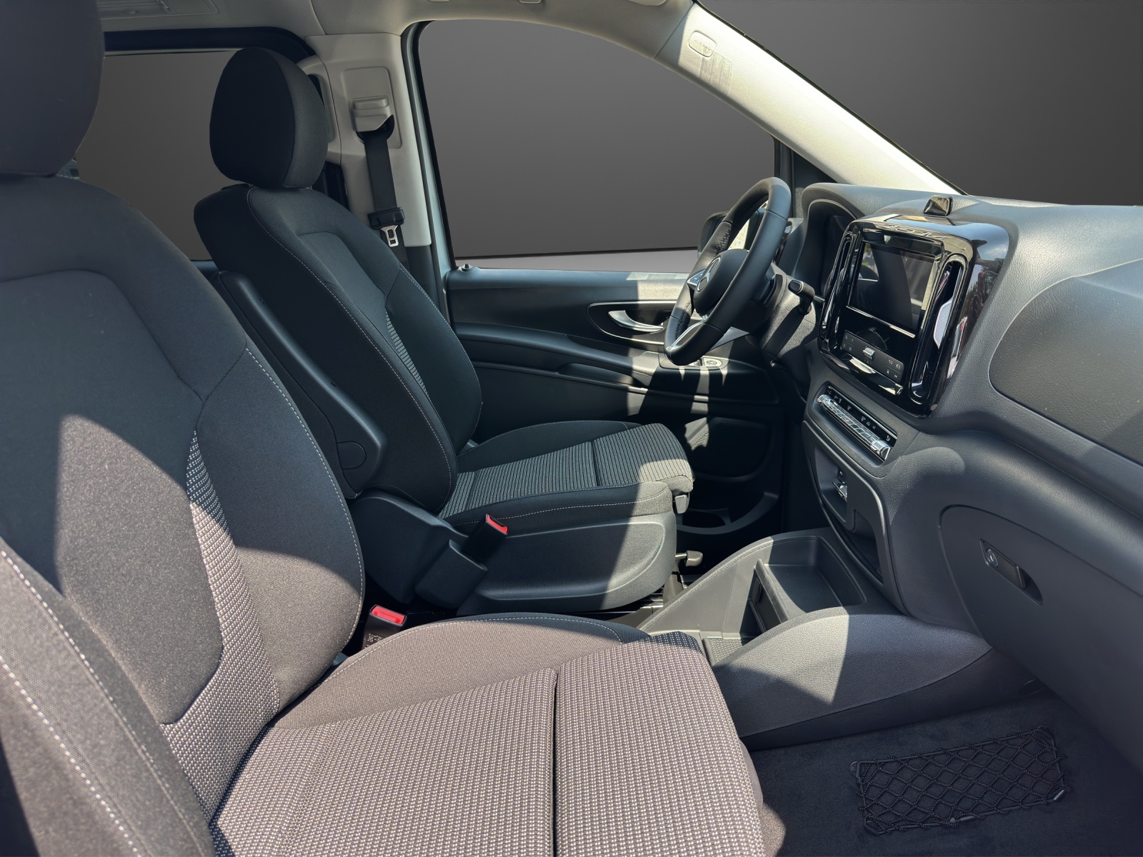 MERCEDES-BENZ Vito 116 CDI Lang Tourer 9G-Tronic 4M Select-image-9