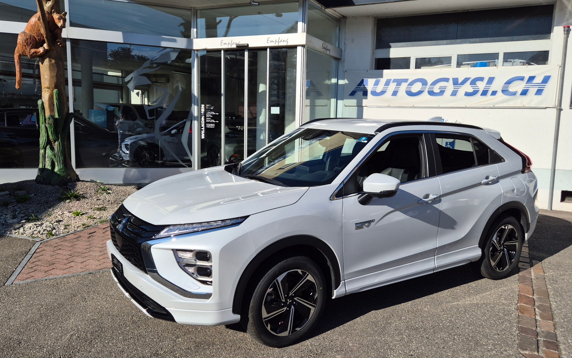 MITSUBISHI Eclip.Cross PHEV Instyle-image-10
