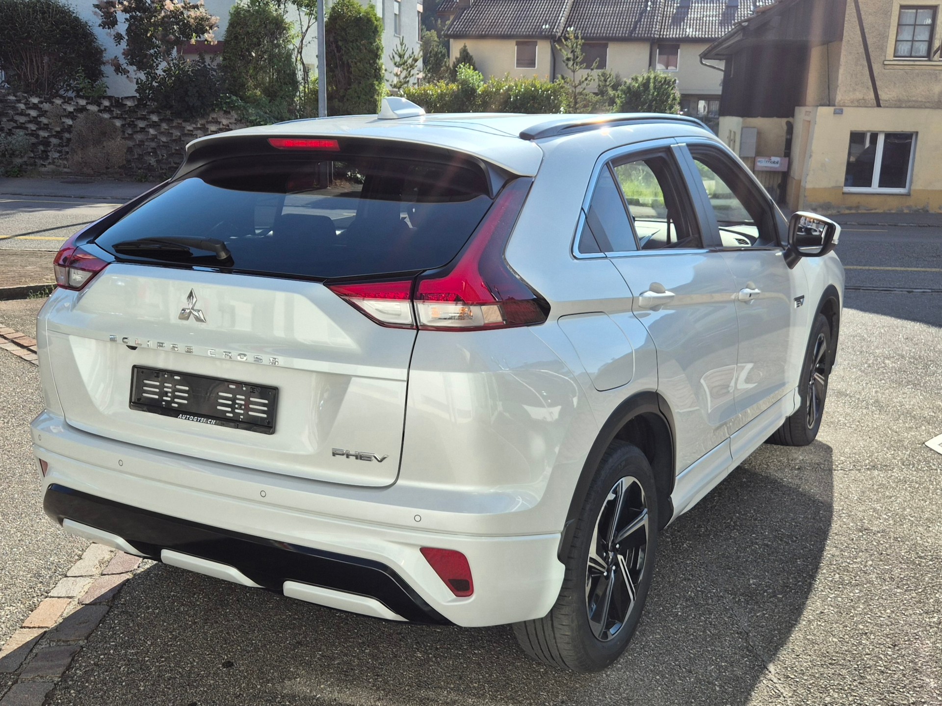 MITSUBISHI Eclip.Cross PHEV Instyle-image-2
