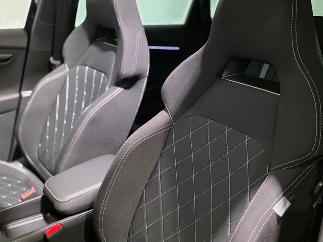 SKODA Karoq 1.5 TSI SportLine DSG-image-14