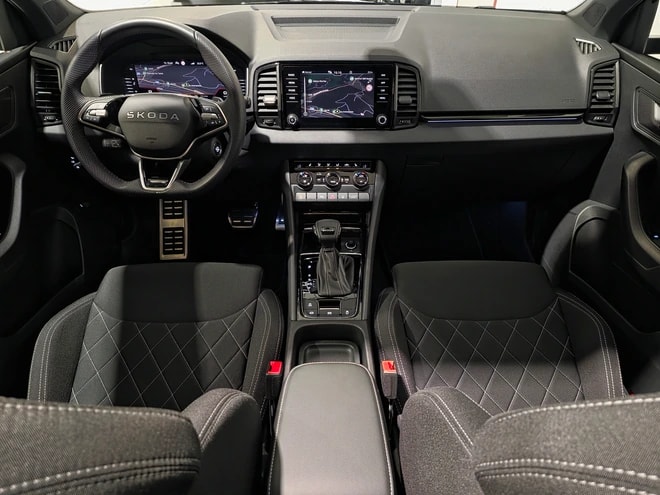SKODA Karoq 1.5 TSI SportLine DSG-image-4