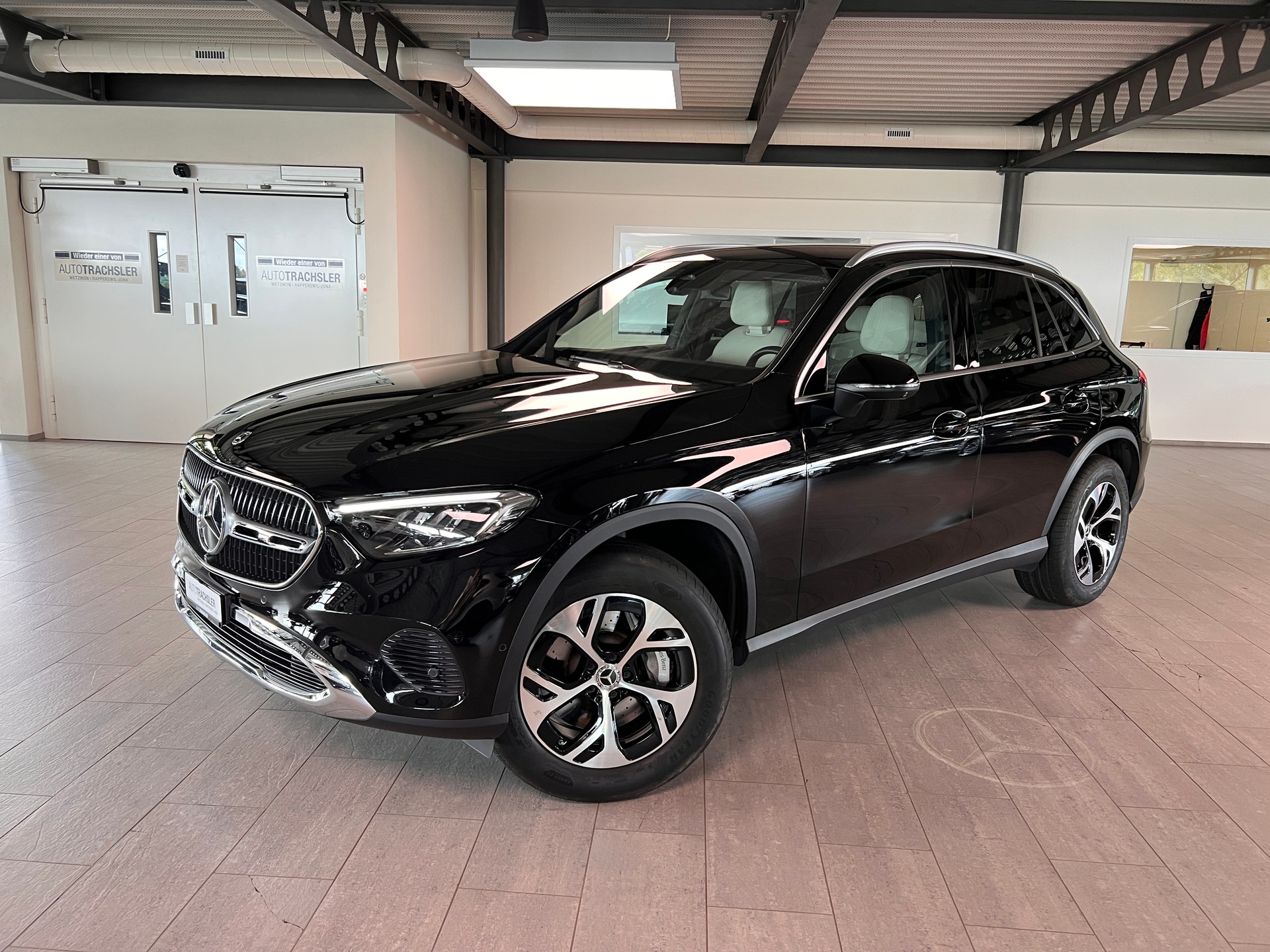 MERCEDES-BENZ GLC 300 e 4Matic 9G-Tronic