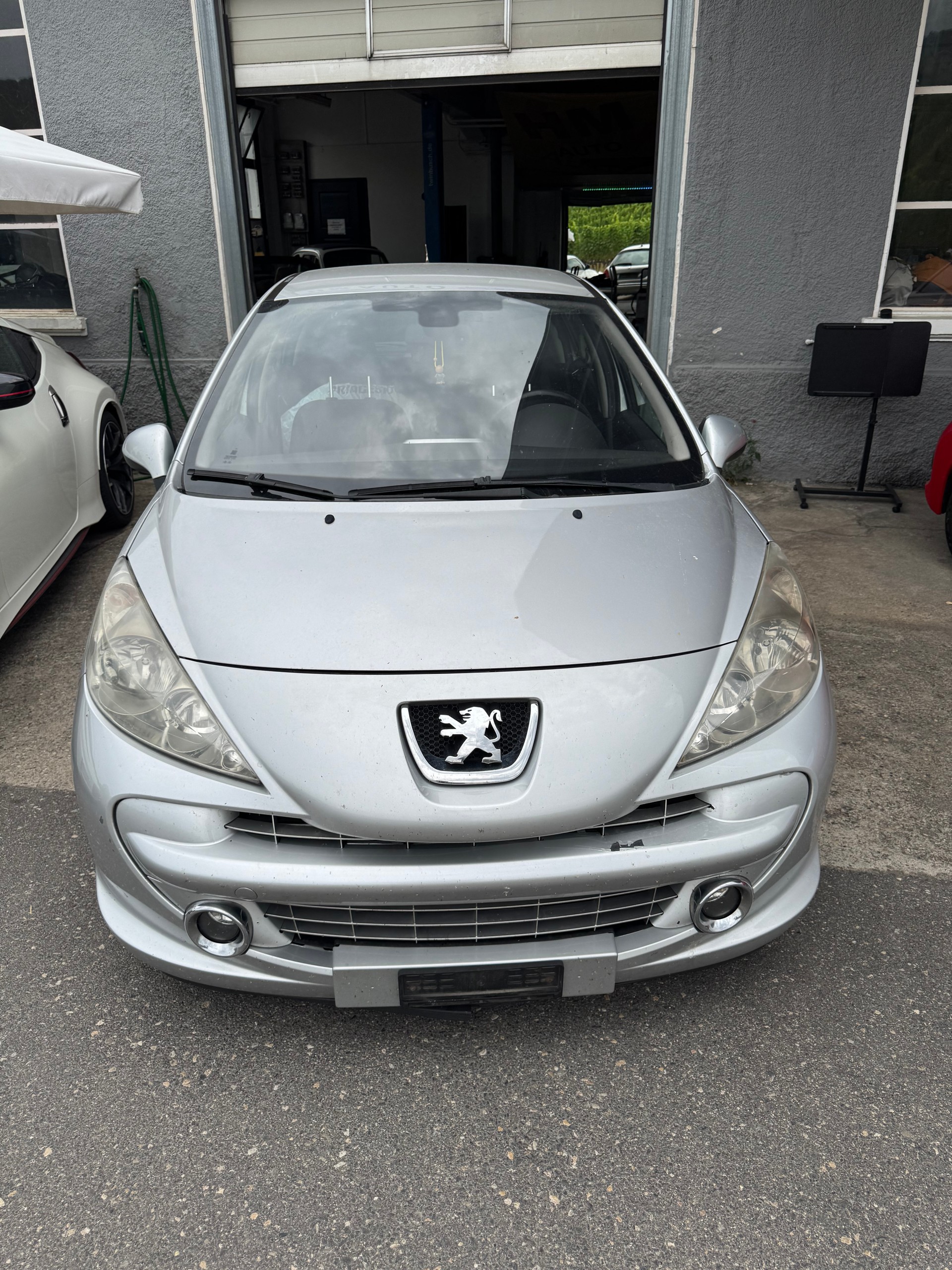 PEUGEOT 207 1.6 HDI XSI