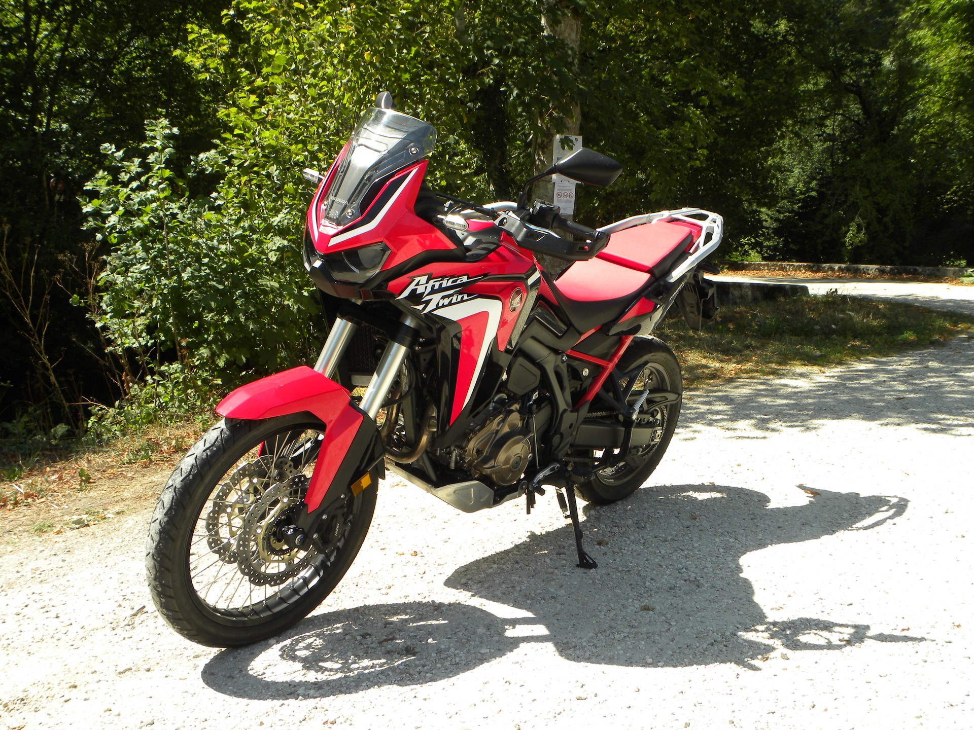 HONDA CRF 1100 Africa Twin-image-2