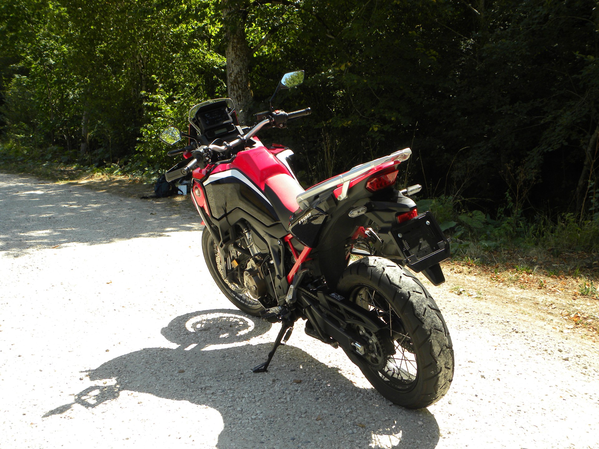 HONDA CRF 1100 Africa Twin-image-4
