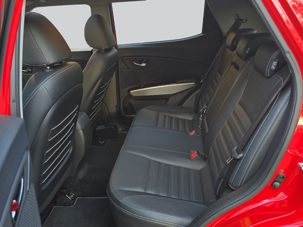 KGM-SsangYong Tivoli 1.6 e-XDi Sapphire 4WD-image-20
