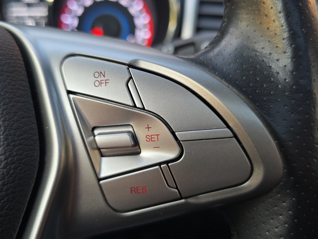 KGM-SsangYong Tivoli 1.6 e-XDi Sapphire 4WD-image-29