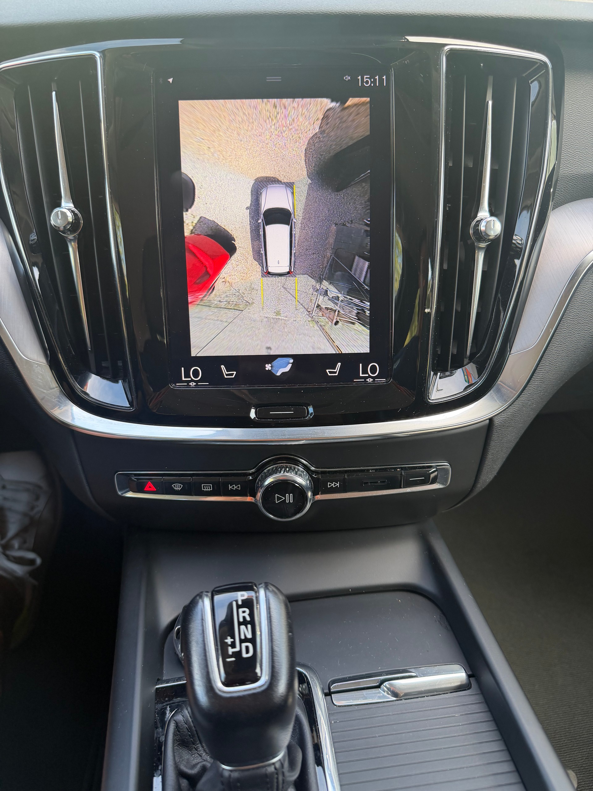 VOLVO V60 D3 Momentum Geartronic-image-7