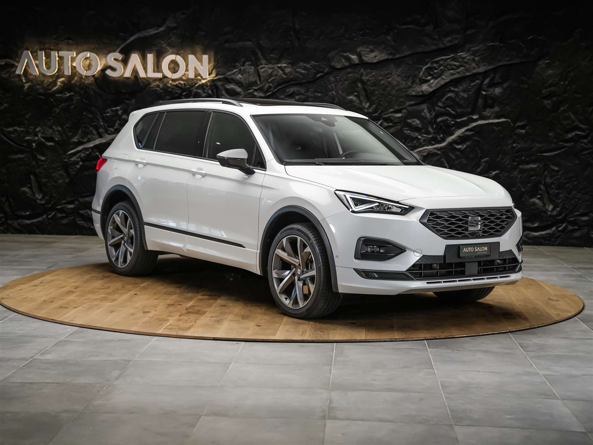 SEAT Tarraco 2.0 TDI CR FR 4Drive DSG *7 Sitze*Panorama*Beats*-image-6