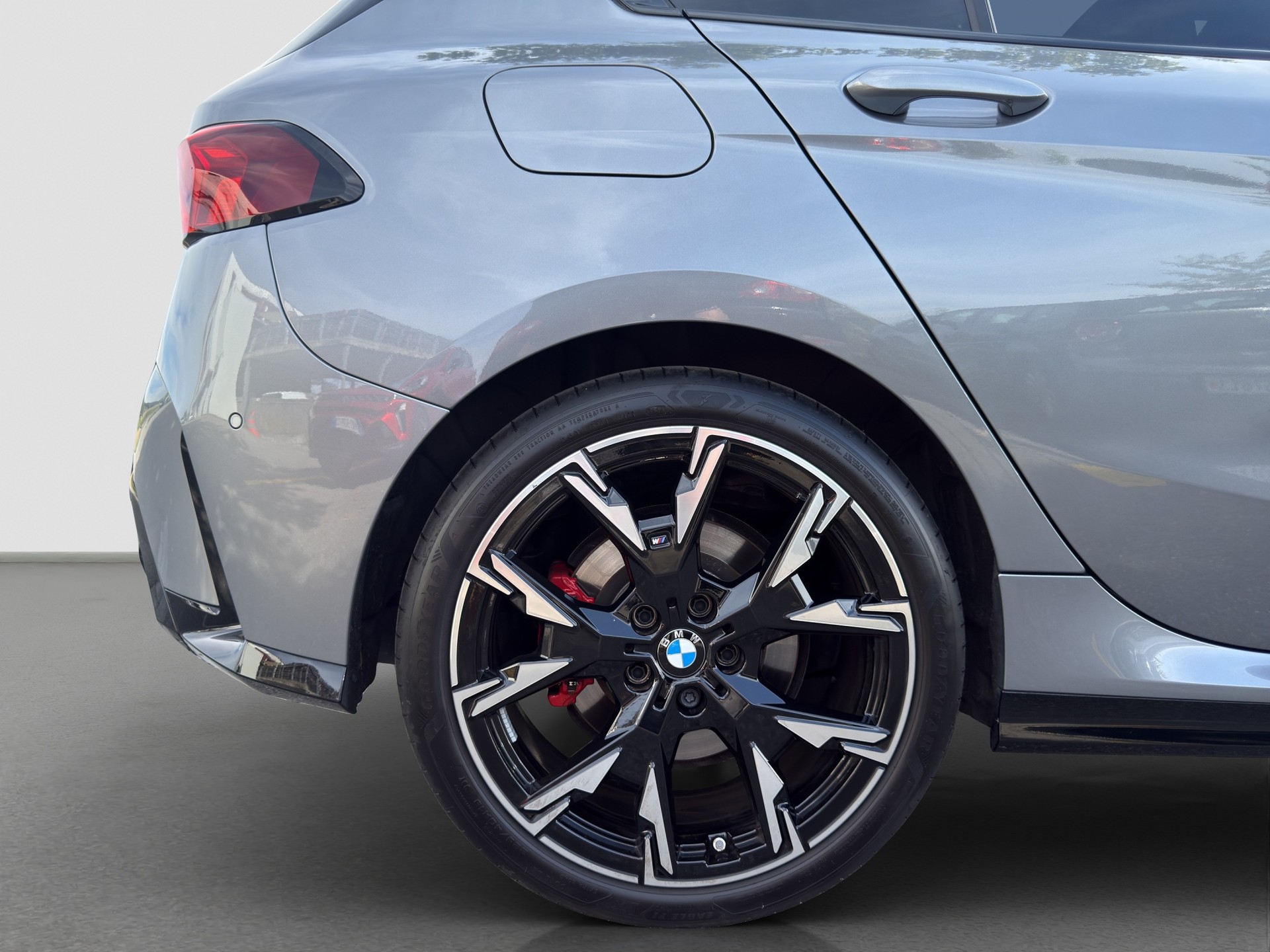 BMW 118d Steptronic M Sport Pro-image-8