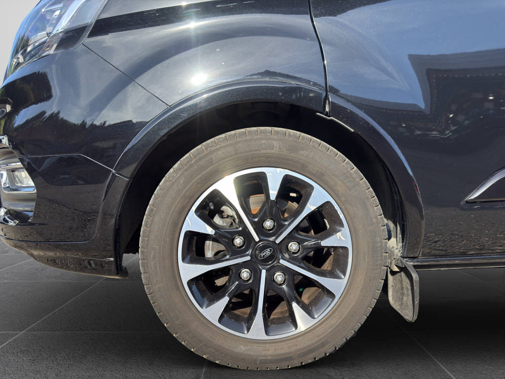 FORD Tourneo Custom 320 L2 2.0 TDCi 185 Titanium-image-17