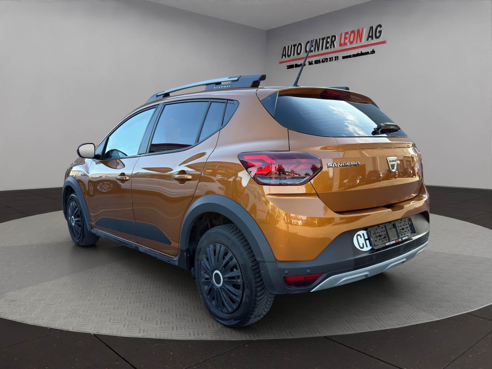 DACIA Sandero Stepway TCe 90 Comfort-showroom-element-3