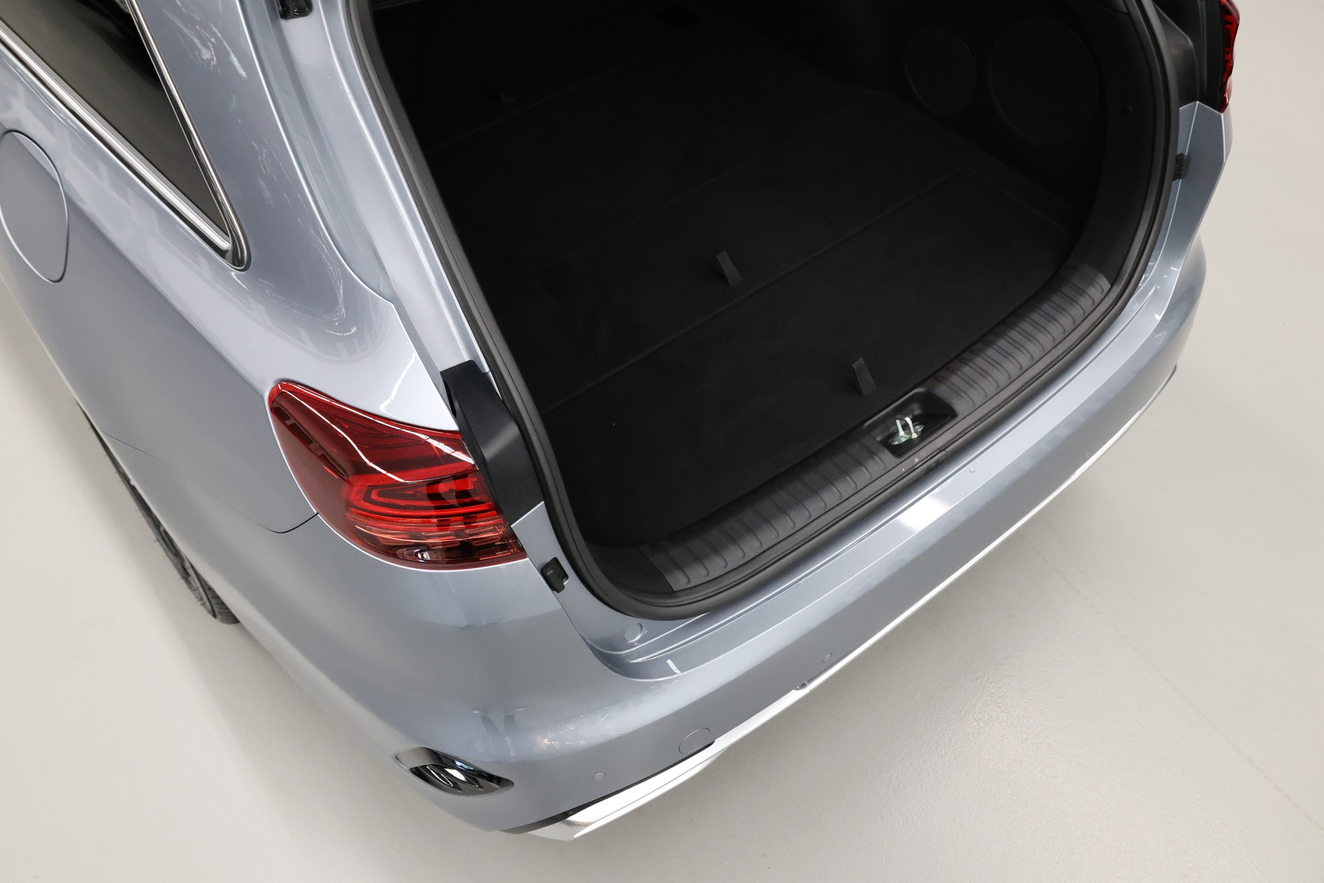 KIA Ceed SW 1.5 T-GDi GT-Line-image-12